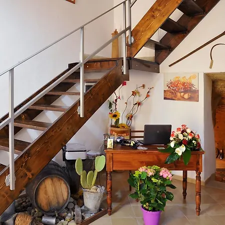 La Grotta Greca Bed & Breakfast *