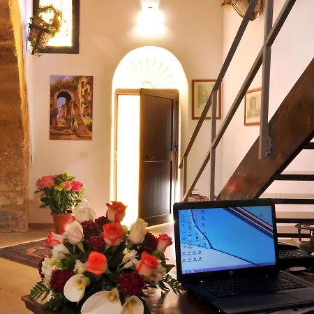 La Grotta Greca * Agrigento