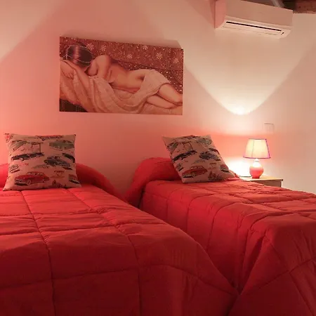 La Grotta Greca *