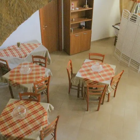 Bed & Breakfast La Grotta Greca *